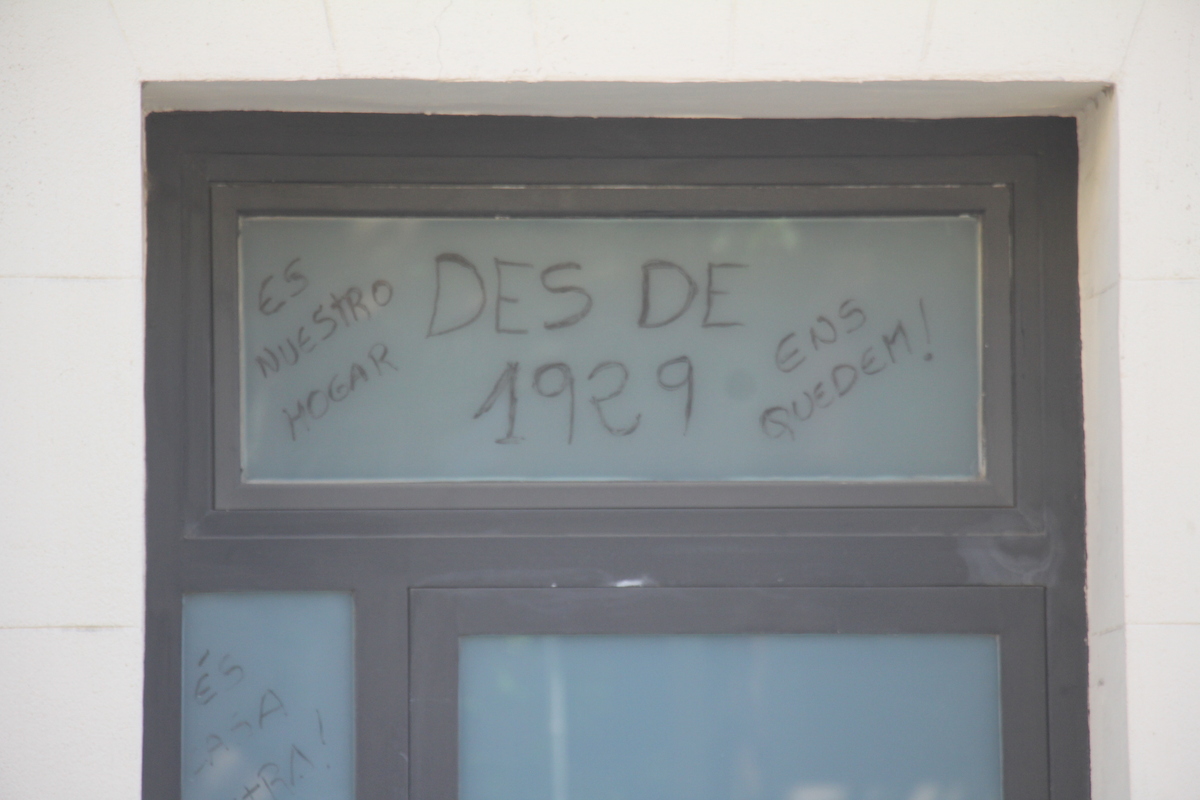 El edificio amenazado por el Ayuntamiento en el 188 de la rambla de Badal